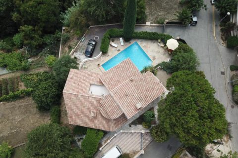 Rénovation totale d’une piscine (vue par drone)